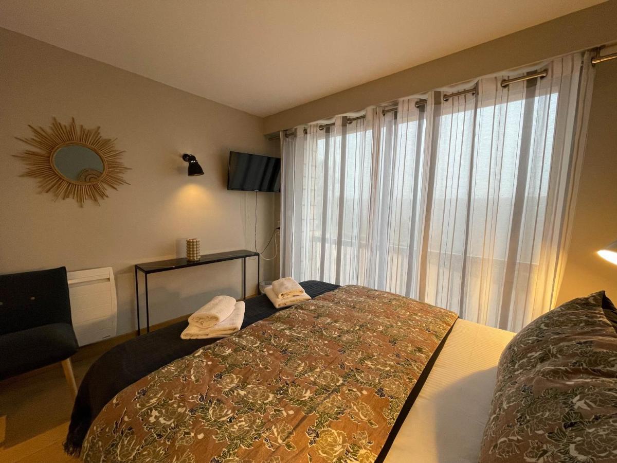 Logis Hotels - Le Belvedere - Hotel 2 Etoiles Et Restaurant Рокамадур Екстер'єр фото